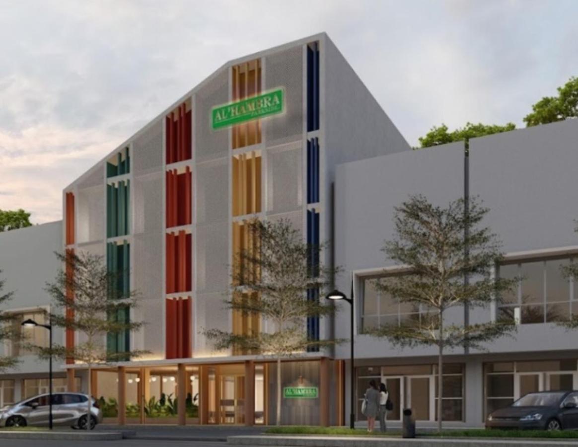 Alhambra Hotel Banda Aceh Exterior photo
